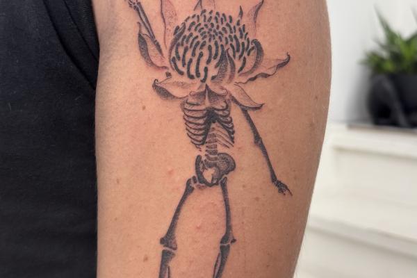 Disco Fever Skelly Flowerhead with Amanita flower