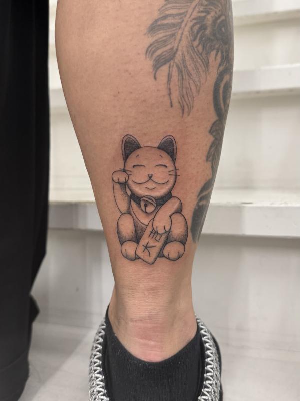 Fineline Lucky Cat Tattoo
