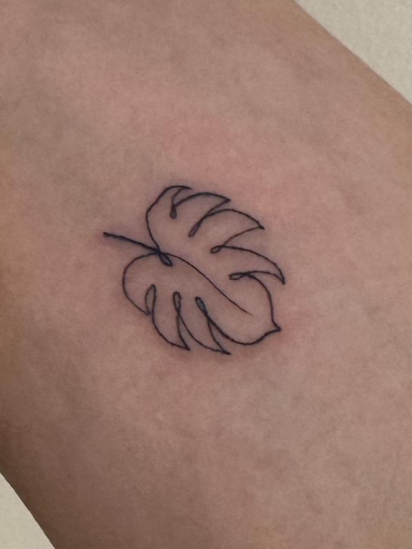 Fineline Single Line Tattoo Leaf