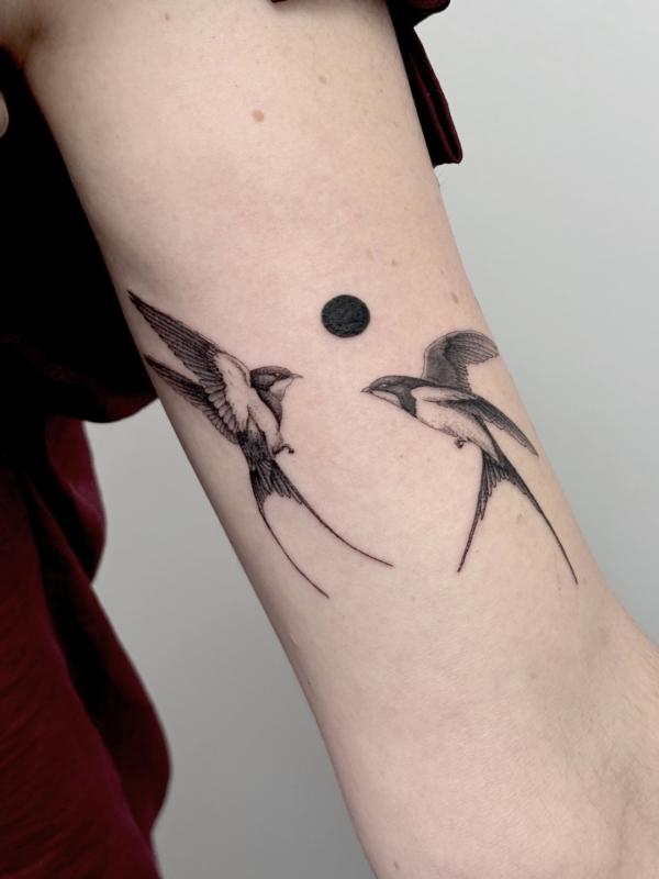 Microrealism Tattoo Swallows