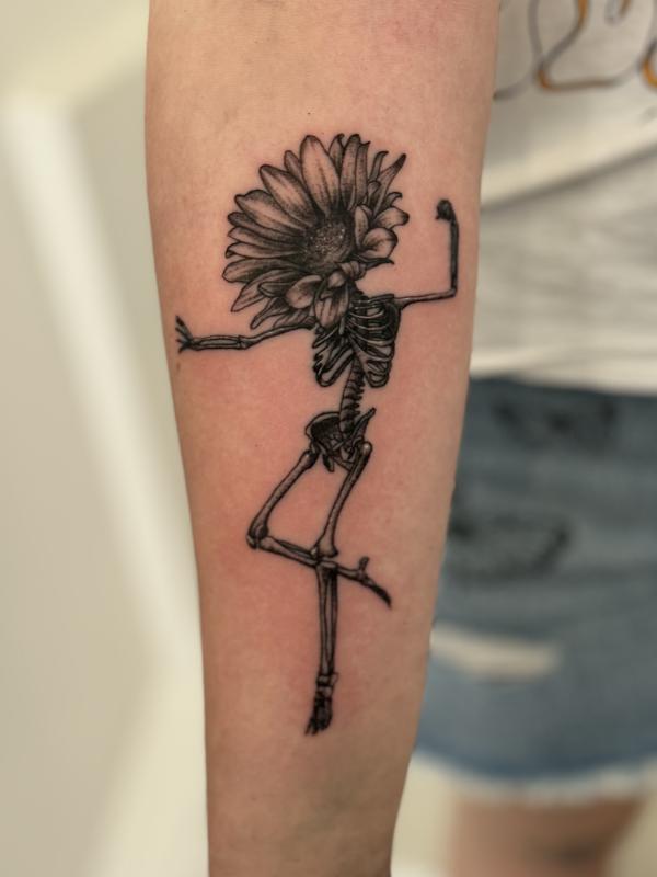 Skelly Flowerhead Sunflower 1