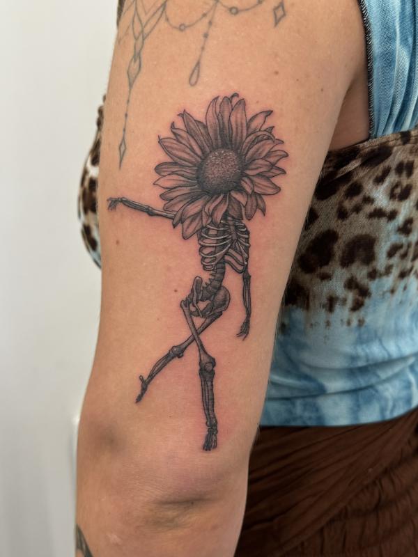 Skelly Flowerhead Sunflower 2