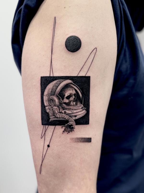 Surrealism Astronaut