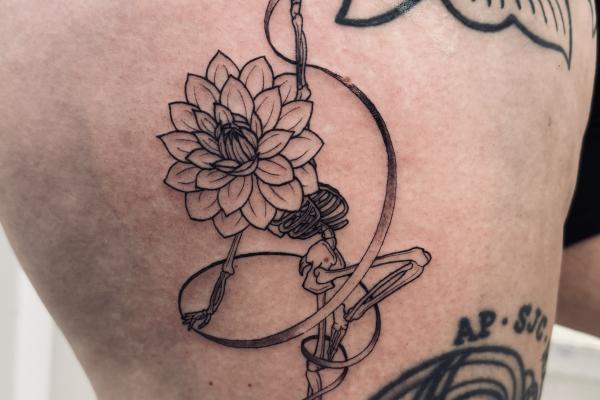 Surrealism Tattoo Skelly Flowerhead